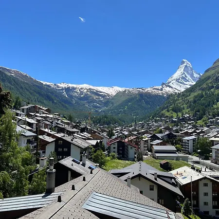 Capri Matterhorn View ツェルマット
